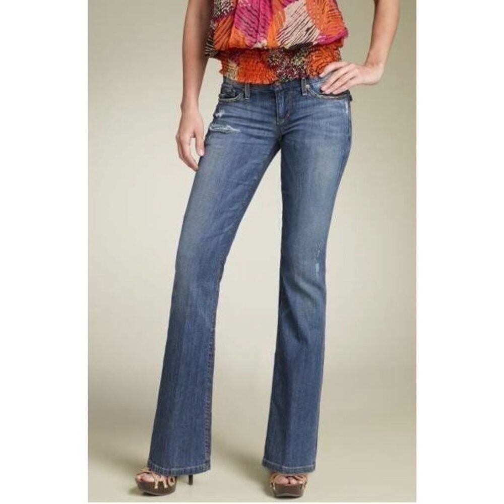 Joe's Jeans The Provocateur Distressed Bootcut Denim | W27 Blue Wash